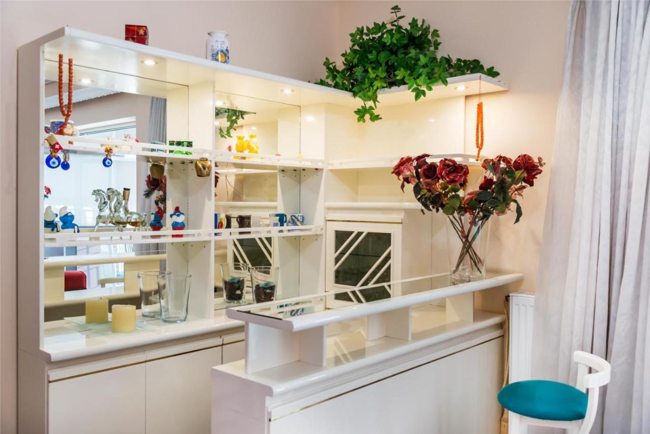 Flisvos Elite Seafront Luxury Apartment Athén Kültér fotó